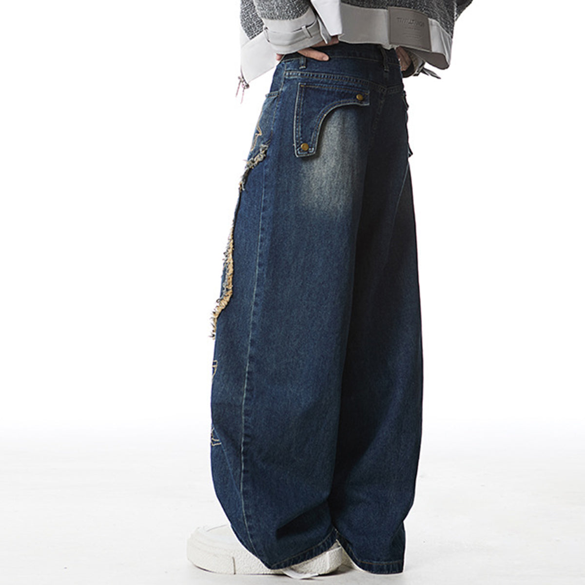 Wide leg streetwear denim pants with distressed stitching
