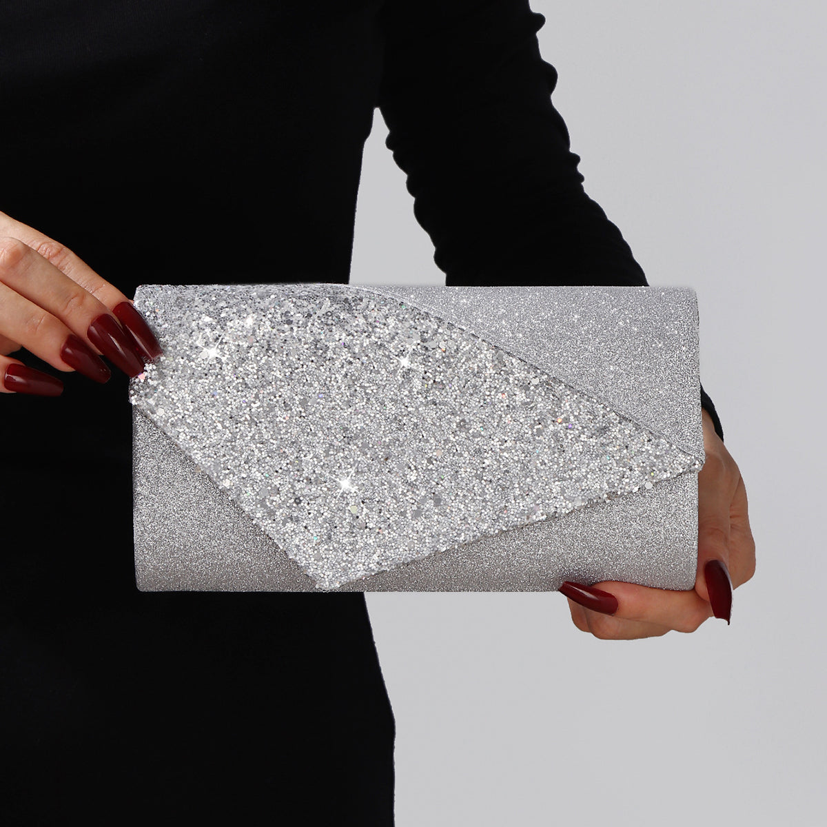 Formal silver handbag for special events