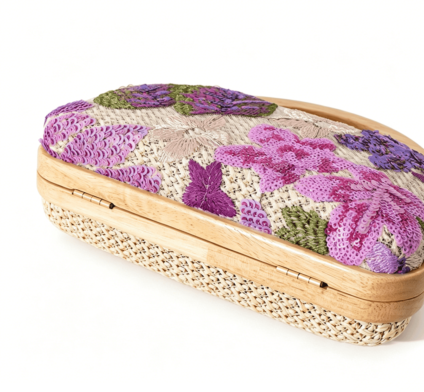 Natural woven straw handbag with solid wood handle