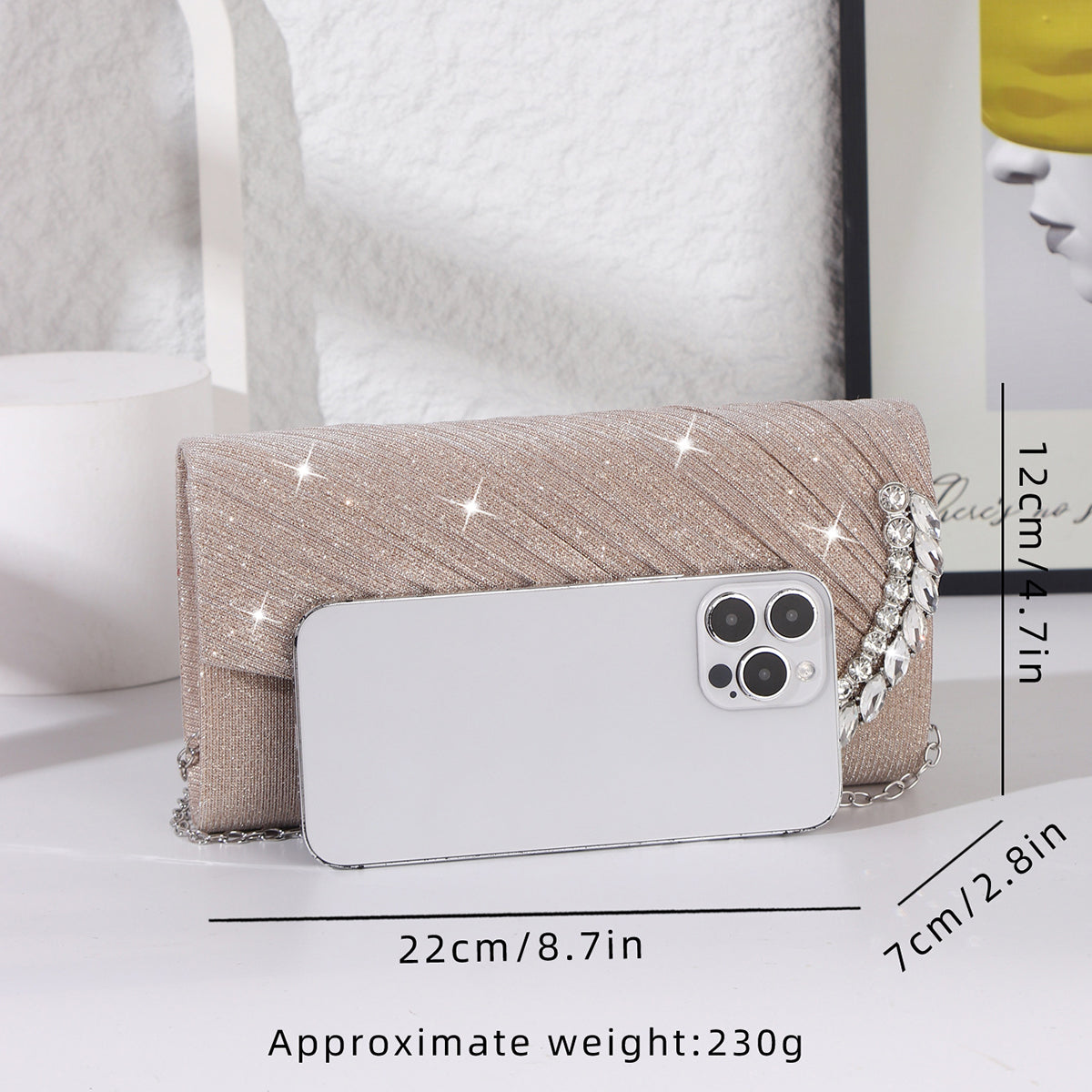 Fashionable formal purse for prom and cocktail parties