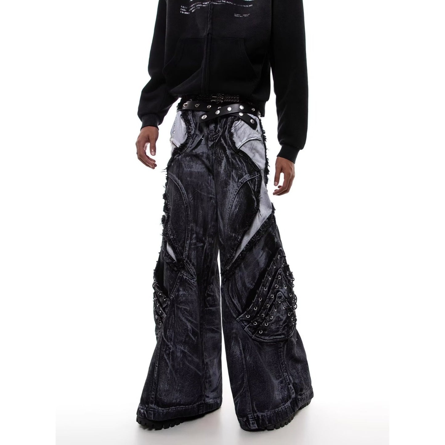 Distressed baggy jeans inspired by Y2K and Harajuku fashion