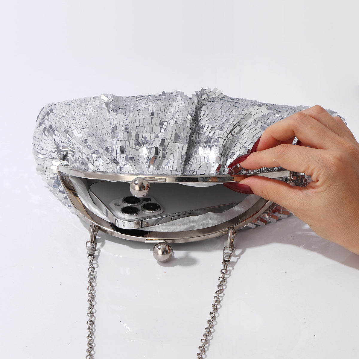 Glamorous silver party bag with chain strap